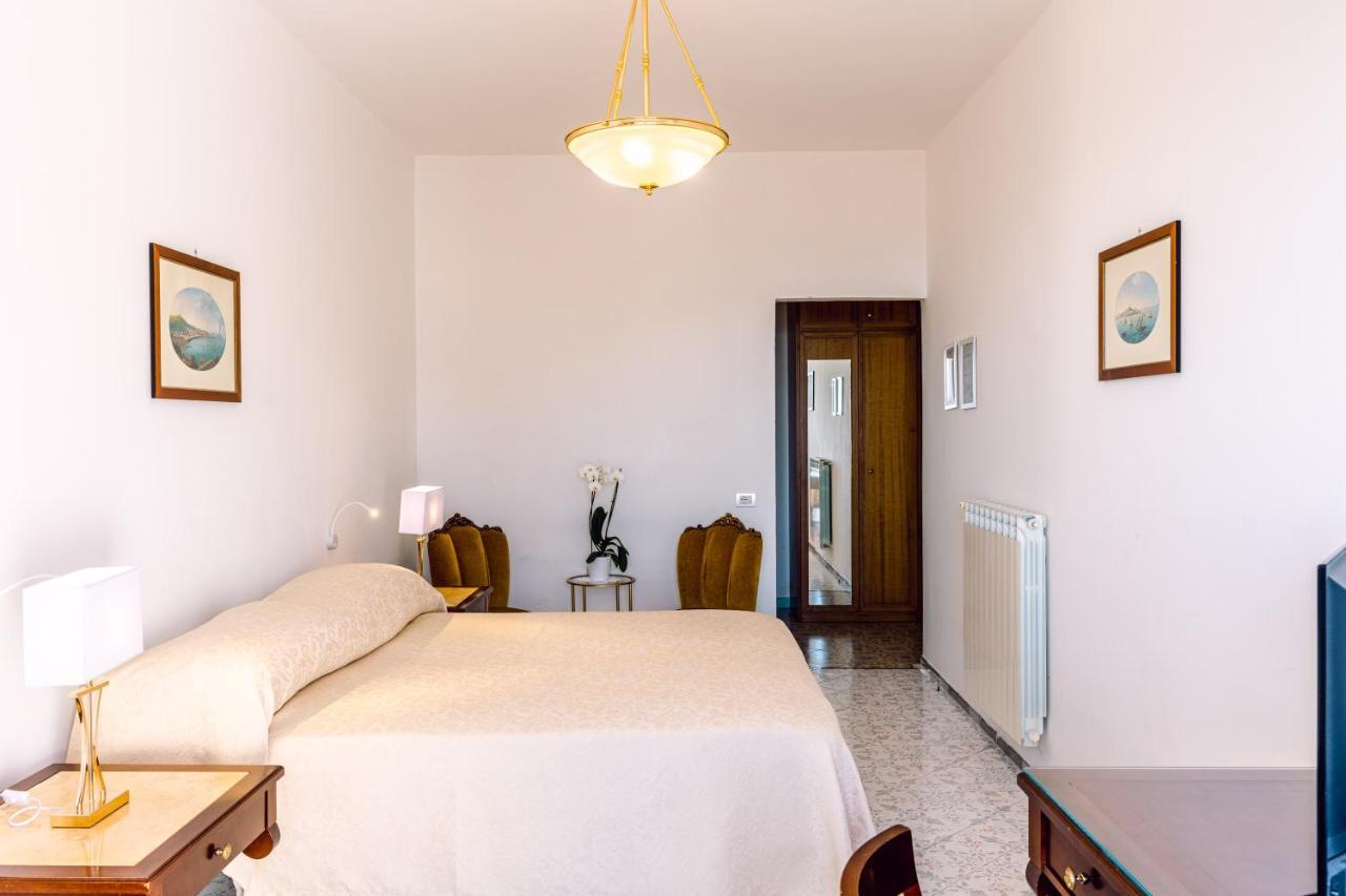 Hotel Zi'Ntonio Scala Buitenkant foto