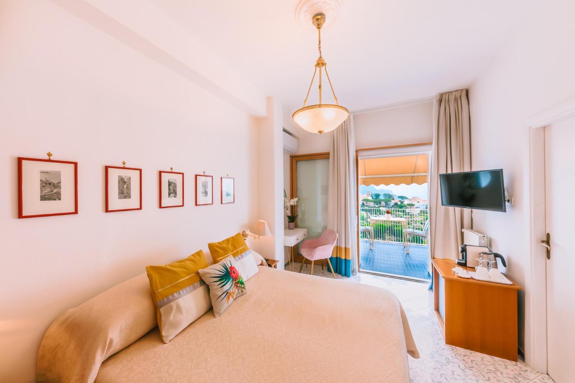 Hotel Zi'Ntonio Scala Buitenkant foto