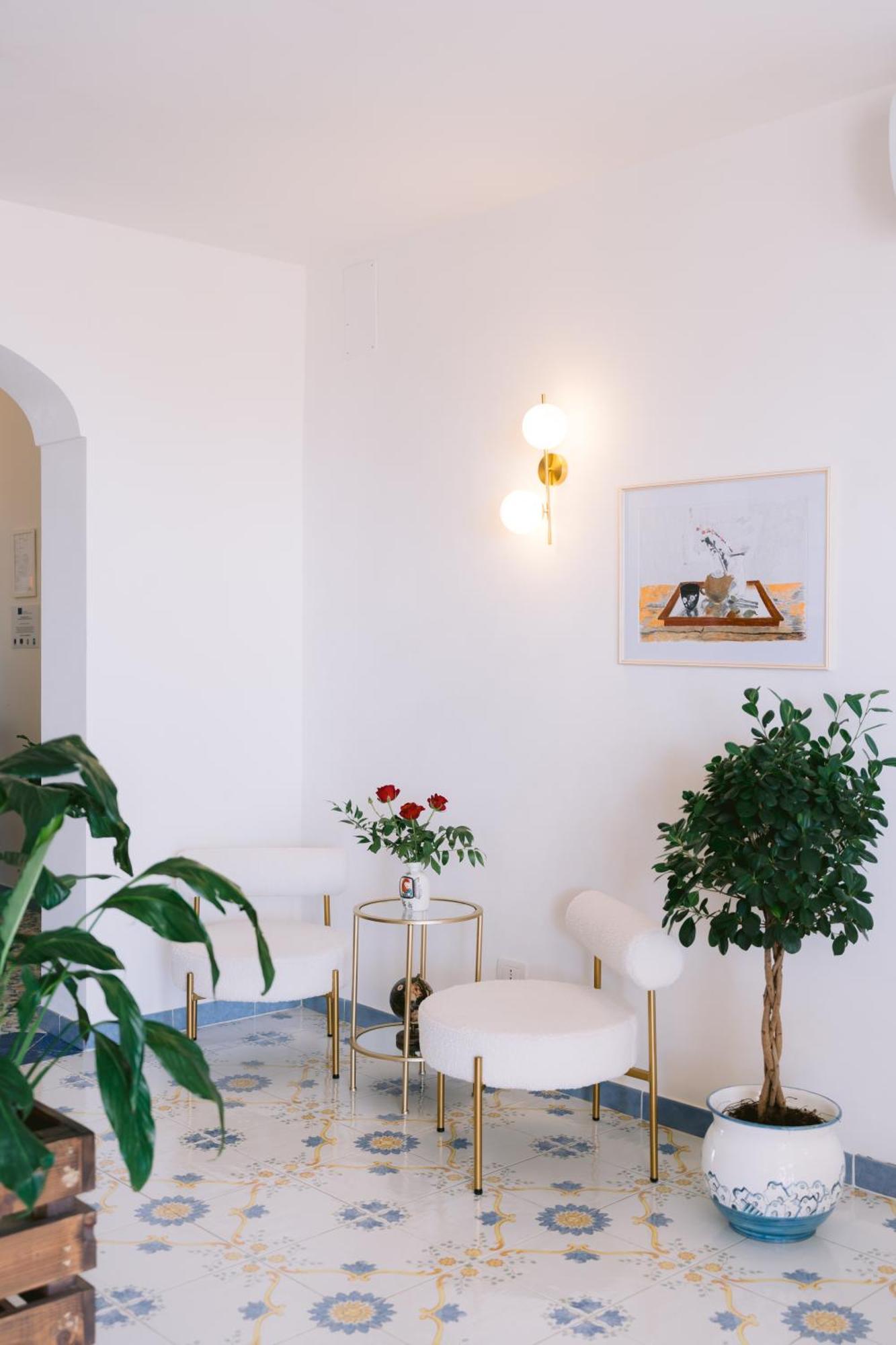 Hotel Zi'Ntonio Scala Buitenkant foto